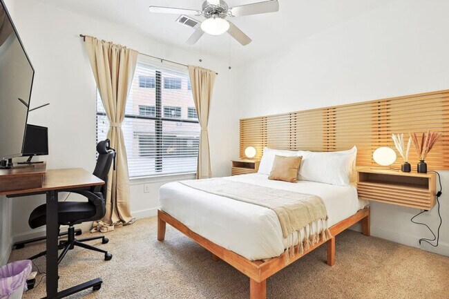 Foto del edificio - 5445 Town and Country Blvd