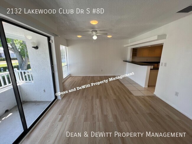 Foto del edificio - 2132 Lakewood Club Dr S