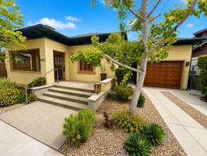 Building Photo - 4315 Hermosa Way