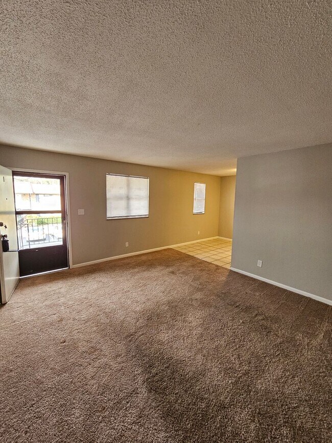 Building Photo - 4506 Hutton Rd