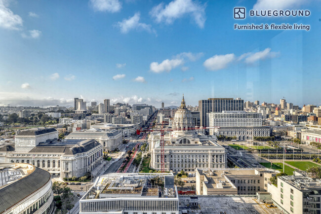 Foto del edificio - 100 Van Ness Ave