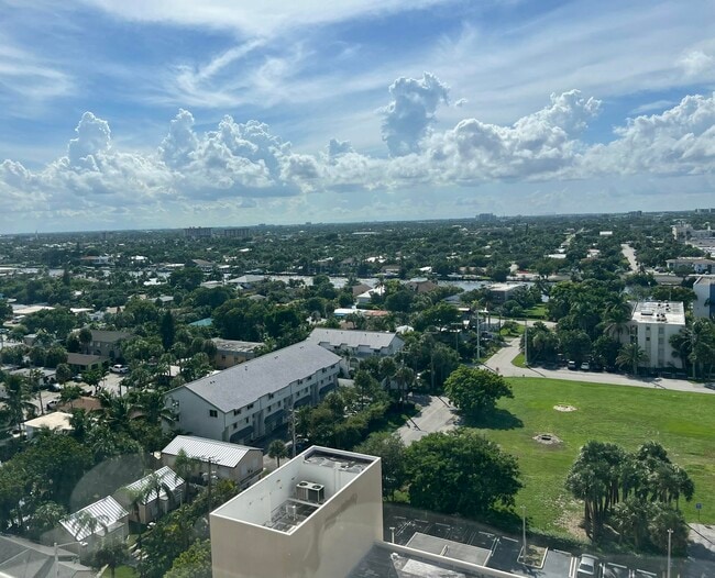 Foto del edificio - 111 Briny Ave