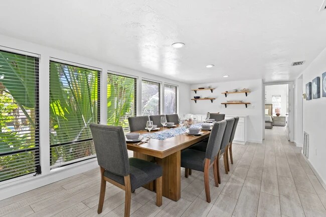 Foto del edificio - 4845 Ocean Blvd
