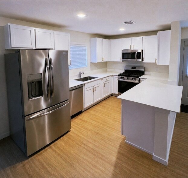Building Photo - 17722 Grv Hl Dr
