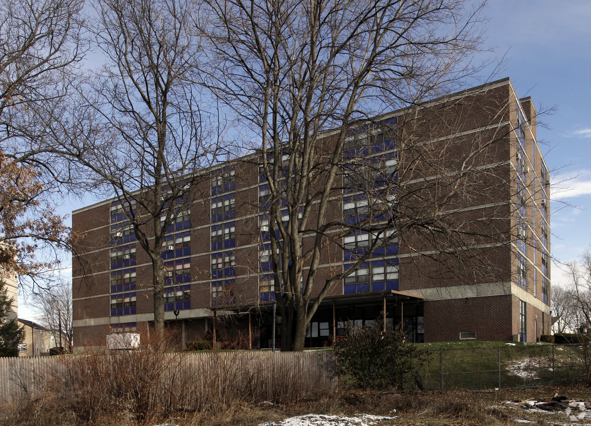 Building Photo - Kilmartin Plaza