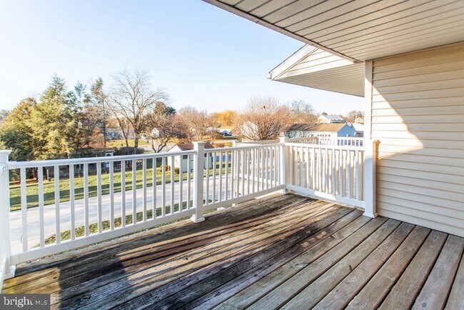 Building Photo - 1063 Westgate Dr