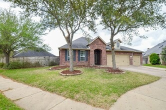 Building Photo - 6510 Arroyo Springs Ln
