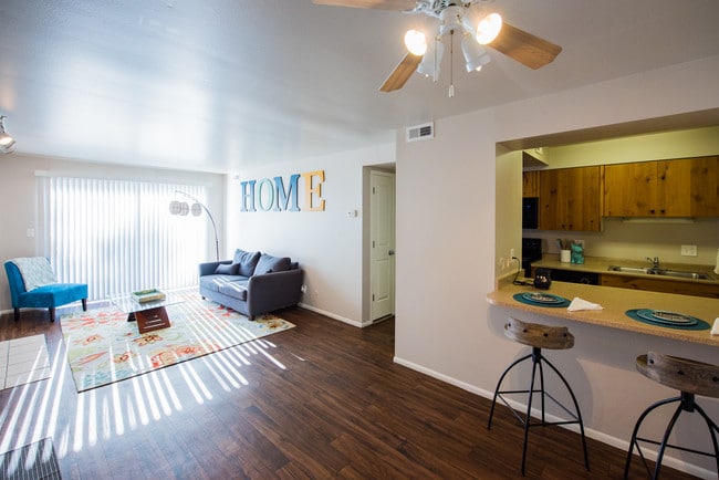 Living Room - 4250 S W S W