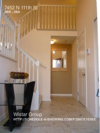 Foto del edificio - 7452 N 111th St