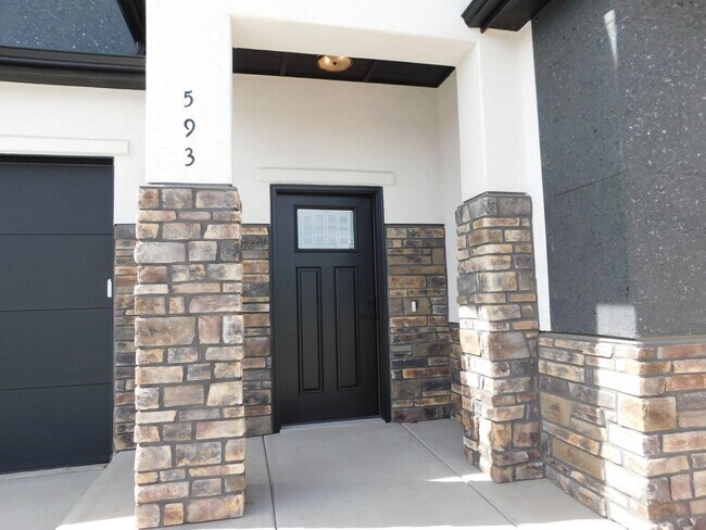 Foto del edificio - New Construction NE Grand Junction