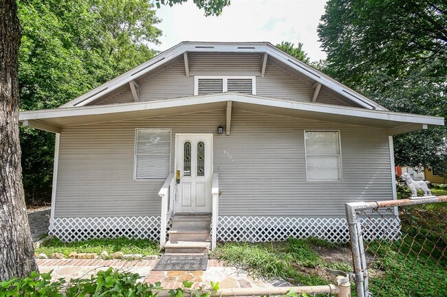 Building Photo - 4301 Gregory St