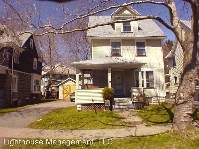 Building Photo - 3 br, 1 bath House - 48 Rosewood Terr.