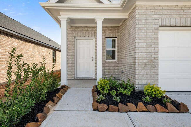 Building Photo - 27390 Axis Deer Trl