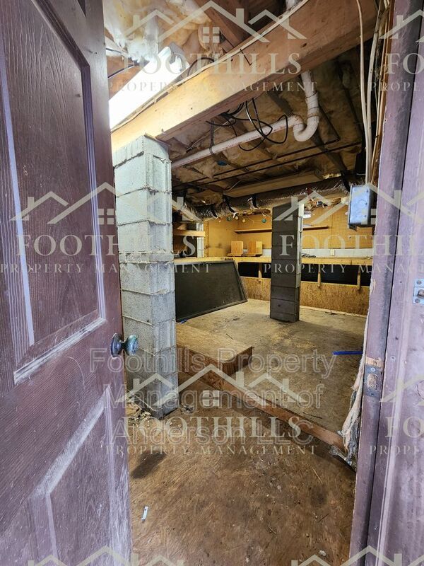 Building Photo - 4638 Pine Needle Cir