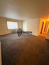 Building Photo - 450 S Dearborn Ave