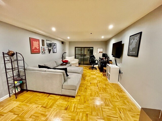 Foto del edificio - 350 Commercial St