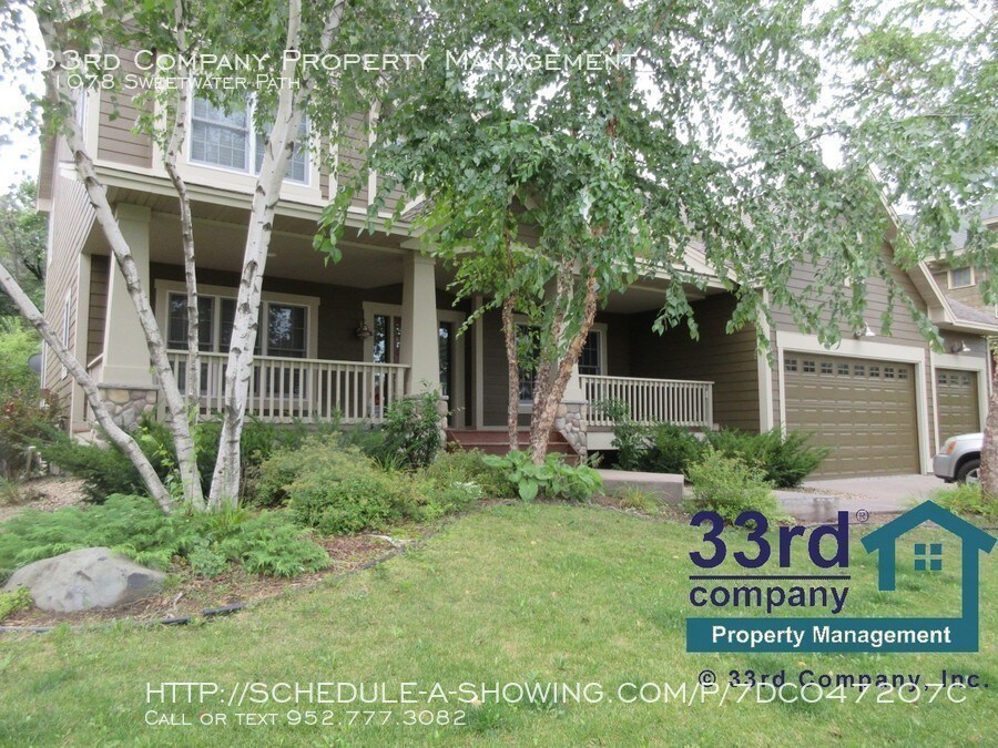 Foto principal - Dancing Waters of Woodbury Executive Home!