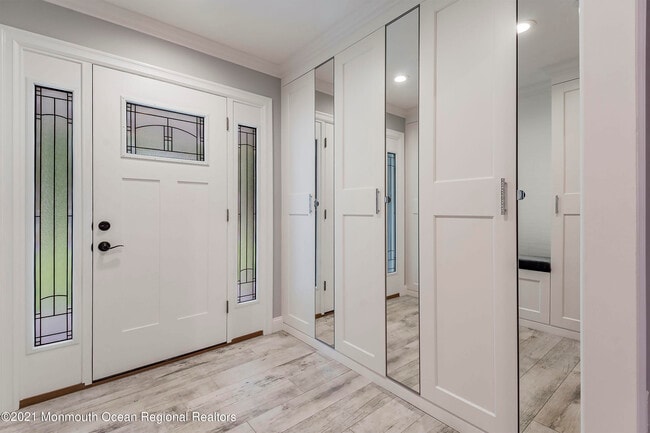 Foto del edificio - 16 Cypress Ave