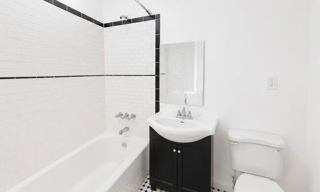Building Photo - SAMO East Hollywood LLC