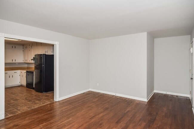 Building Photo - Great 3 Bedroom in Madison