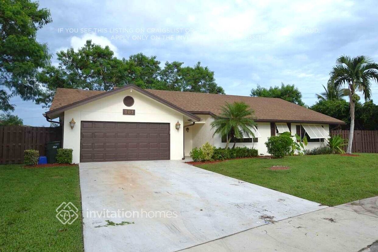 Primary Photo - 301 SW 27th Ave