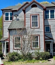 Building Photo - 1425 Quinnipiac Ave