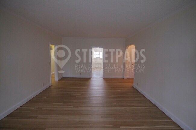 Foto del edificio - 108 Sewall Ave