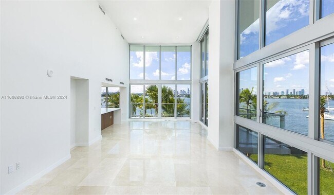 Foto del edificio - 1500 Bay Rd