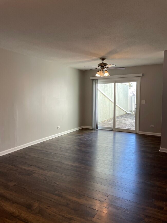 Dining area - 2665 Sumac St