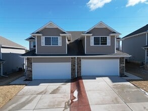 Building Photo - 1442 Cedar Cv Rd