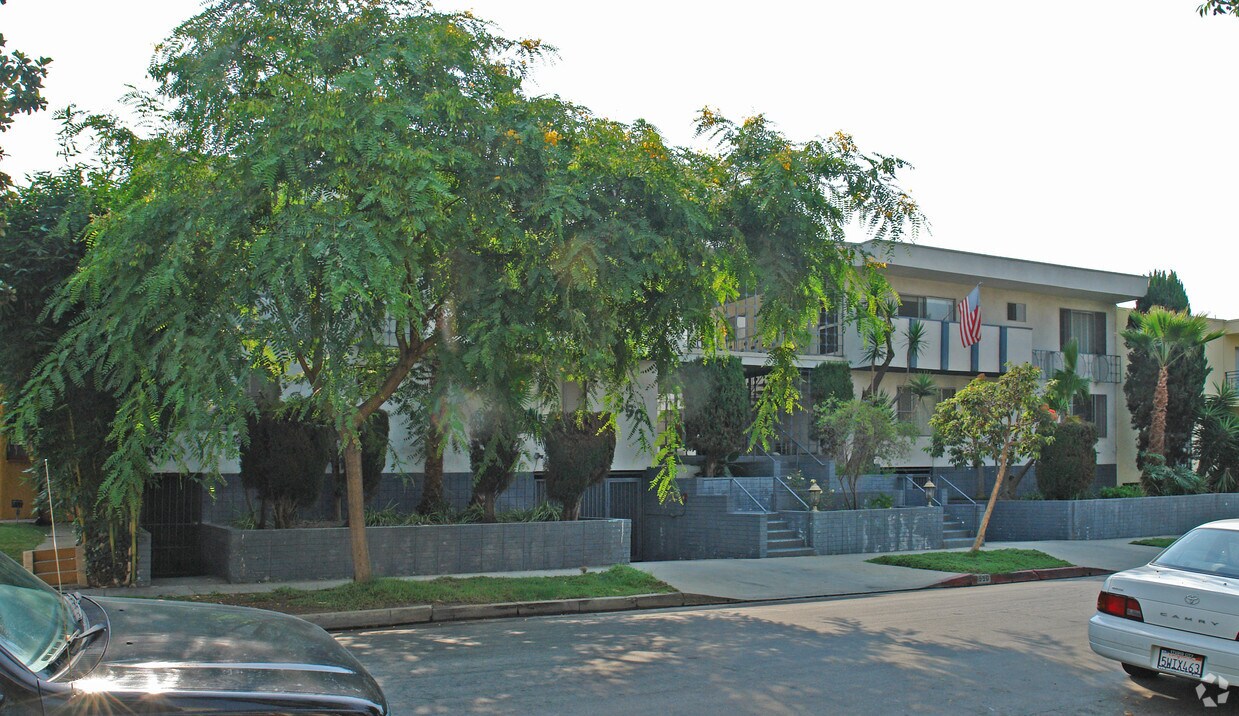 Foto del edificio - 550 N Orlando Ave