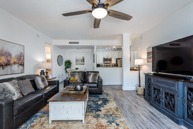 Foto del edificio - 14145 N 92nd St