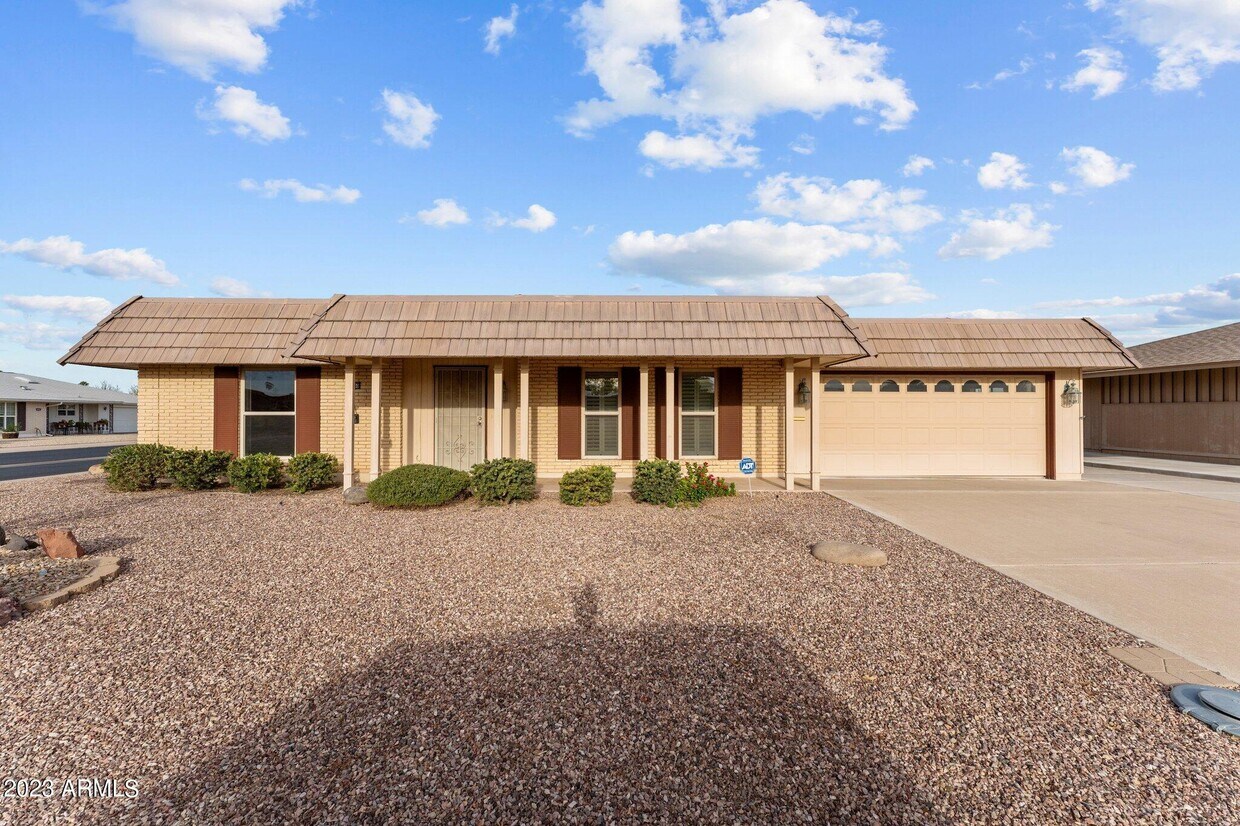 10440 W Twin Oaks Dr, Sun City, AZ 85351 House Rental in Sun City, AZ