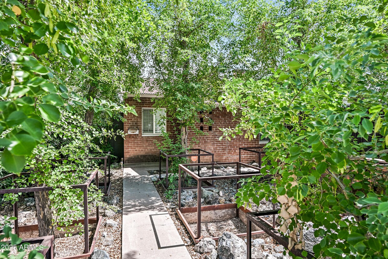 Foto principal - 2711 N 7th St