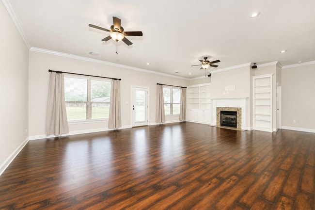 Building Photo - 37436 Amalfi Dr
