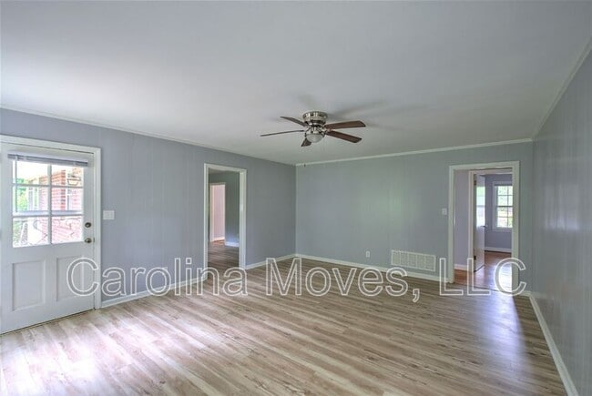 Foto del edificio - 1011 Miller Rd