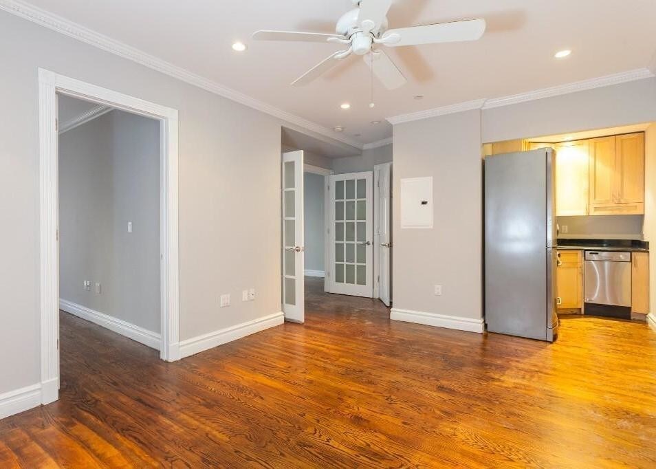 Primary Photo - 89 Delancey St