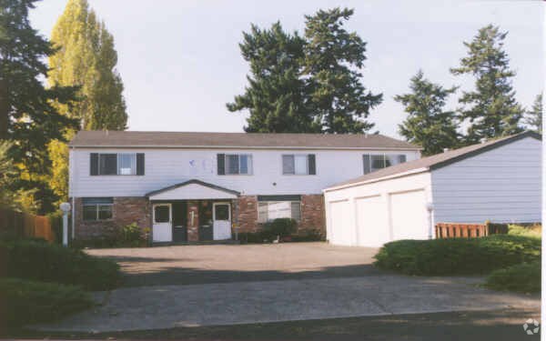 Building Photo - 1125 NE 69th Ave