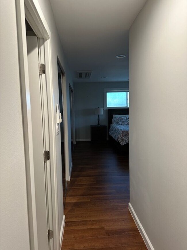 Foto del edificio - Penthouse in Wailuku secured building