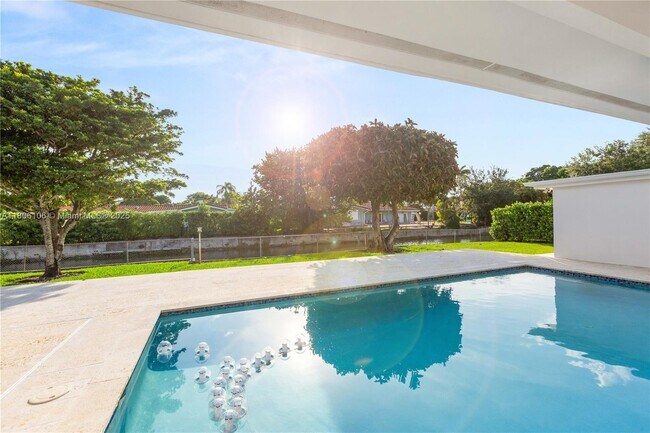 Foto del edificio - 5236 SW 64th Ave
