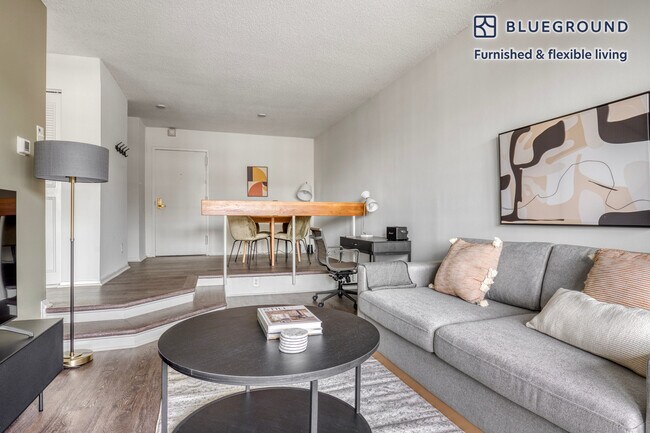 Foto del edificio - 2950 Van Ness St NW