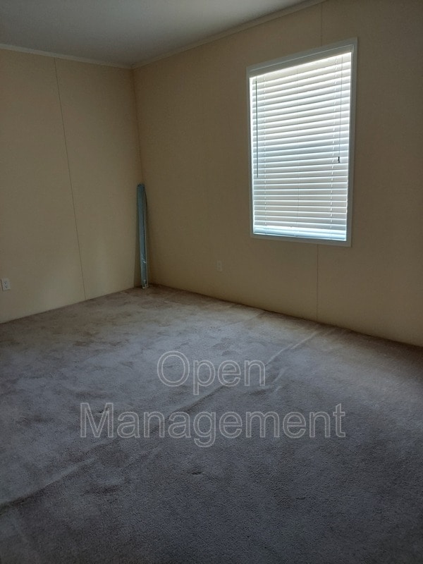 Building Photo - 356 Bayhead Dr