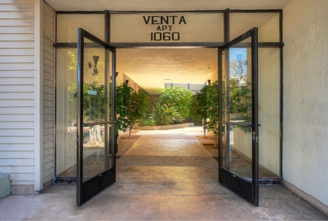 Interior Photo - 20th Street Luxury Investments LLC