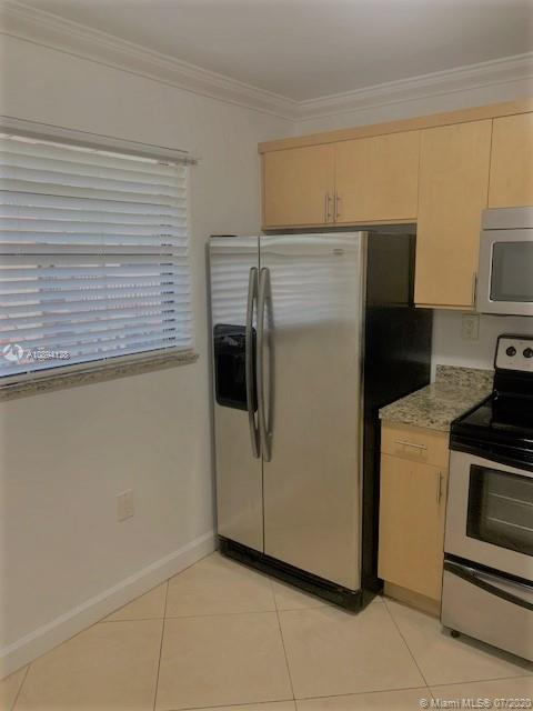 Foto del edificio - 10825 SW 112th Ave