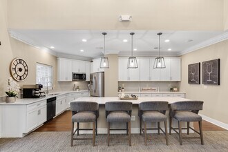 Building Photo - Mainstreet Village