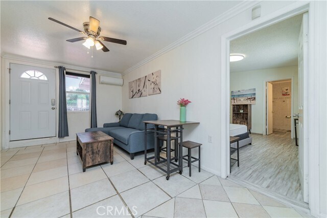 Foto del edificio - 15442 Garo St