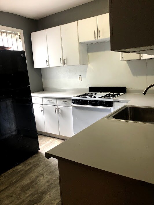 Cocina - 4224 Powelton Ave