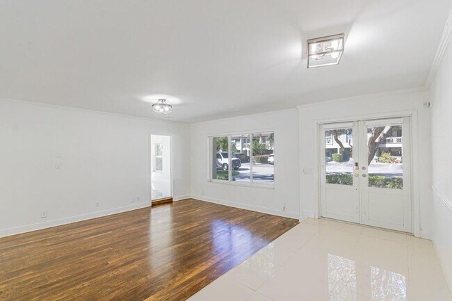 Foto del edificio - 2810 NE 60th St