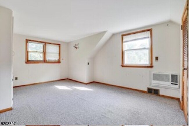 Foto del edificio - 355 Mountain Ave