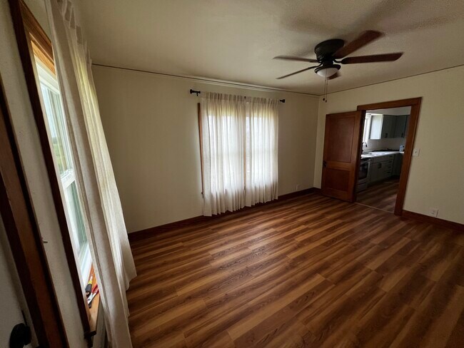 Foto del edificio - 10013 W Mineral Point Rd